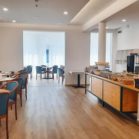 Hotel Serena 3*