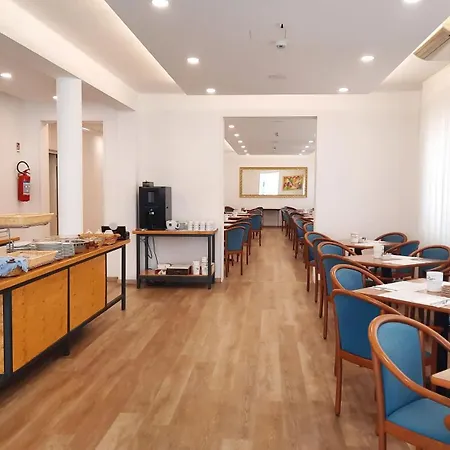 Serena Hotel 3*