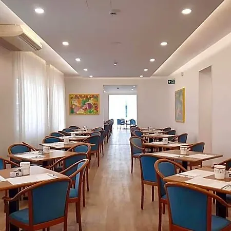 Serena Hotel 3*