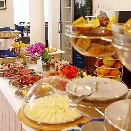 Hotel Serena 3*