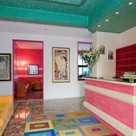 Hotel Serena 3*