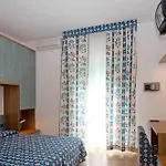Hotel Serena 3*