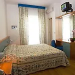 Serena Hotel 3*