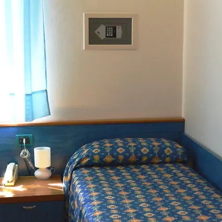 Otel Serena 3*