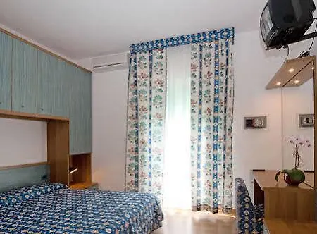 Hotel Serena 3*